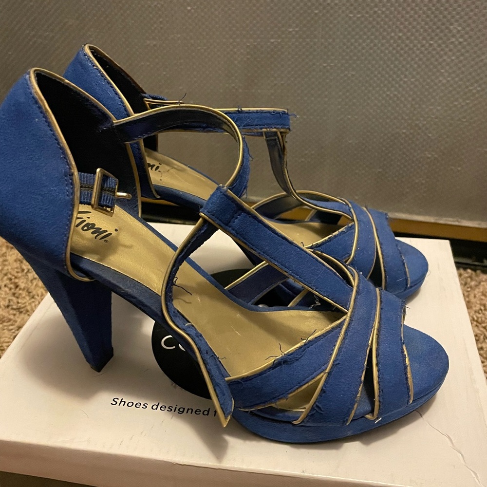 Blue Heels